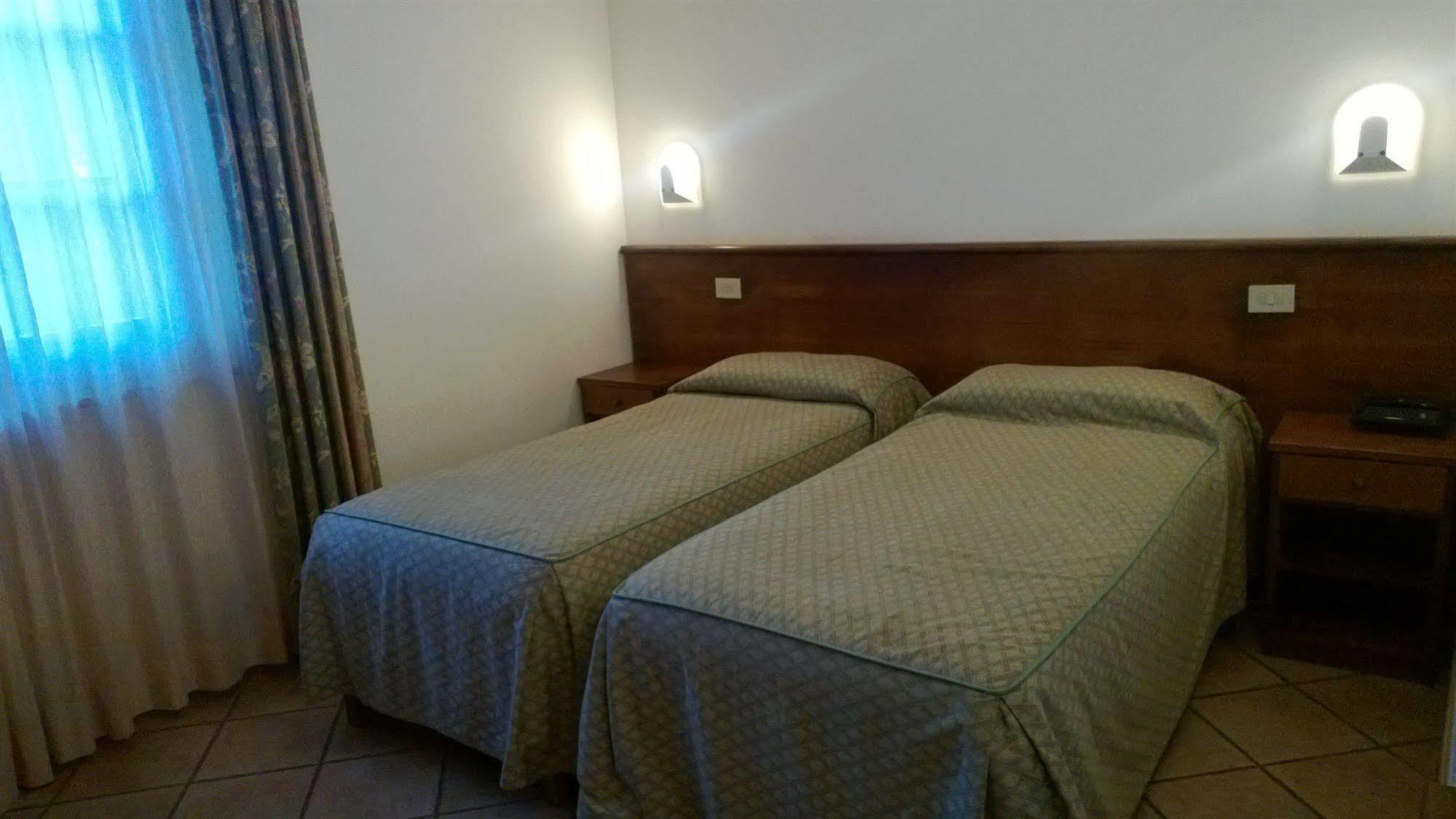 Tris Hotel Orbetello Exterior foto